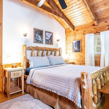 Quaint & Secluded Near Dollywood With Bbq&Hot Tub Villa พิเจนฟอร์จ ภายนอก รูปภาพ